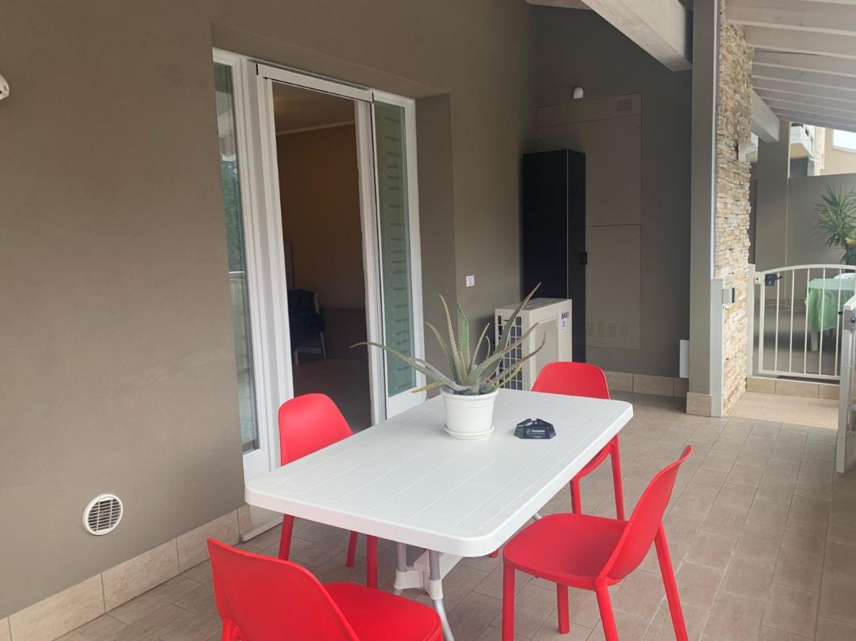 Le Noir Appartment Peschiera del Garda Kültér fotó