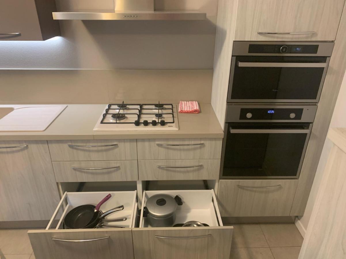 Le Noir Appartment Peschiera del Garda Kültér fotó