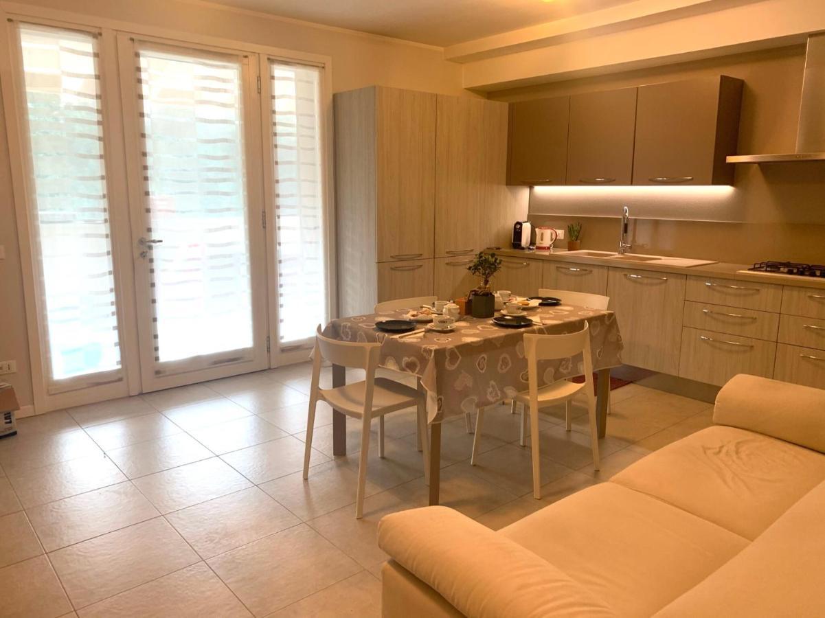 Le Noir Appartment Peschiera del Garda Kültér fotó